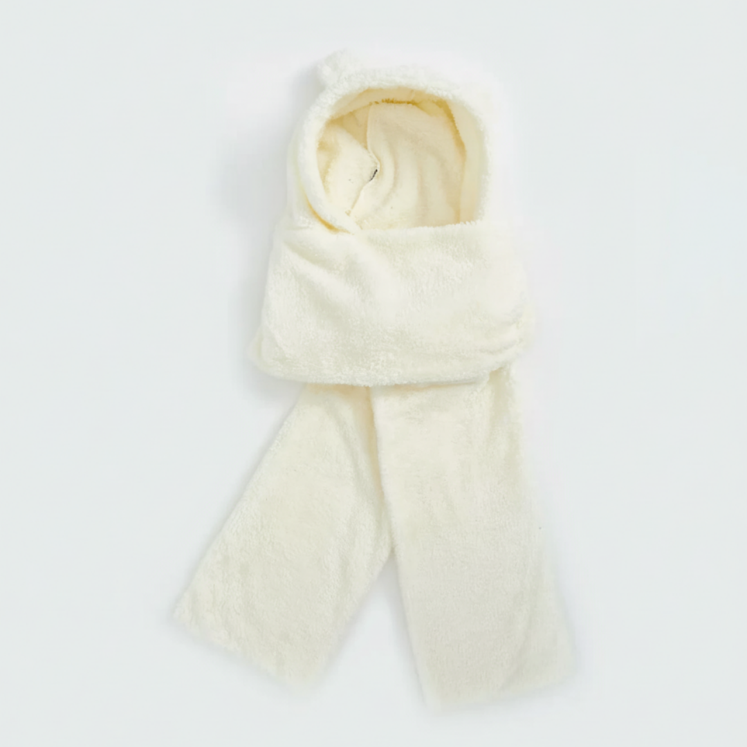 Kapşonlu Beyaz Peluş Welsoft Bere & Atkı – Rüzgar Geçirmez, Kulaklı Polar Şapka & Boyunluk